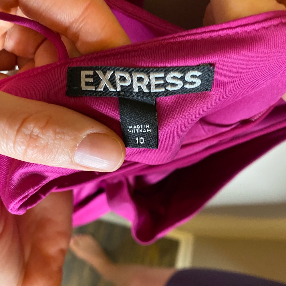 EXPRESS strappy v-neck mini dress EXCELLENT CONDITION - Picture 4 of 8